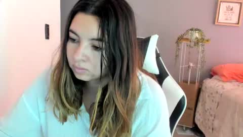 Lara online show from 06.14.26