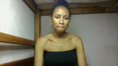 larah98 online show from 02.22.26