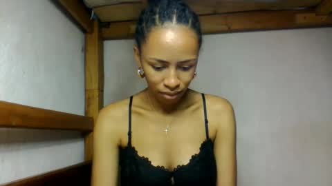 larah98 online show from 03.16.26