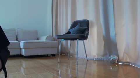 LaraKanes online show from 02.02.26