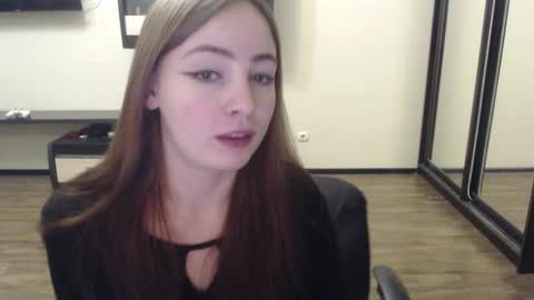 Snapshot of laralianna chatting on 12.09.24 Laralianna online show from 12.09.24