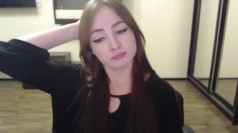 Snapshot of laralianna chatting on 12.10.24 Laralianna online show from 12.10.24