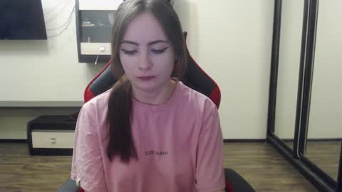 Snapshot of laralianna chatting on 12.25.24 Laralianna online show from 12.25.24