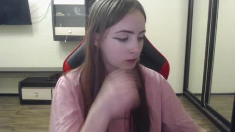 Snapshot of laralianna chatting on 12.25.24 Laralianna online show from 12.25.24