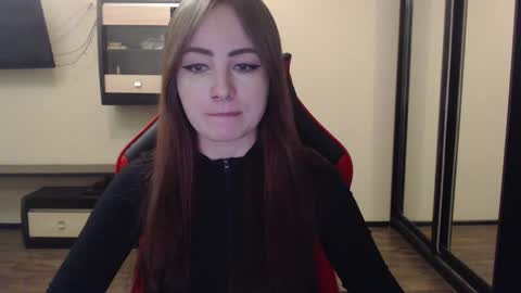 Snapshot of laralianna chatting on 01.06.25 Laralianna online show from 01.06.25