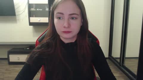 Snapshot of laralianna chatting on 02.07.25 Laralianna online show from 02.07.25