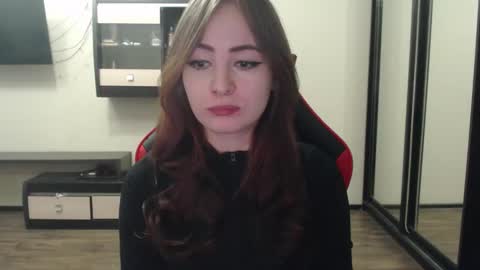 Snapshot of laralianna chatting on 02.09.25 Laralianna online show from 02.09.25