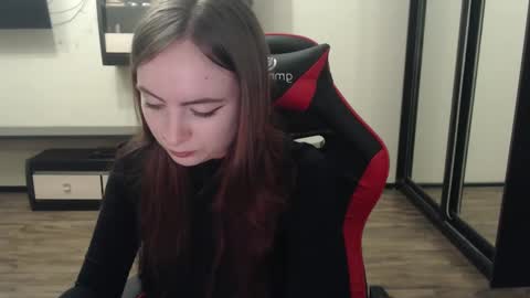 Snapshot of laralianna chatting on 03.01.25 Laralianna online show from 03.01.25