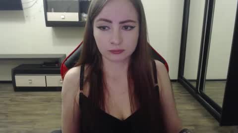 Snapshot of laralianna chatting on 03.02.25 Laralianna online show from 03.02.25