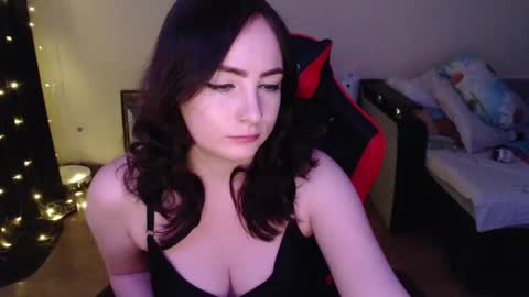 Laralianna online show from 01.15.26