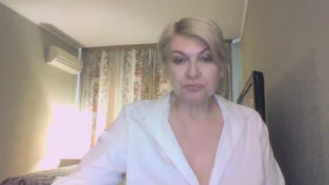laramrs online show from 04.25.26