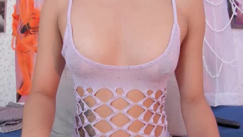 Lara Murphy online show from 10.26.25