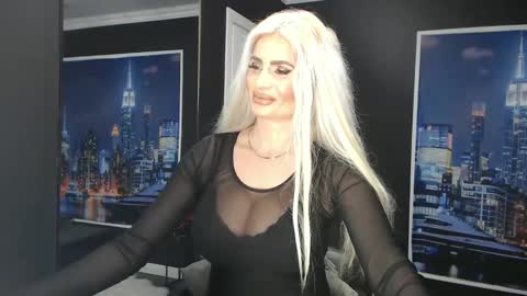 laras_moans online show from 02.26.25