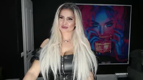 laras_moans online show from 02.04.26
