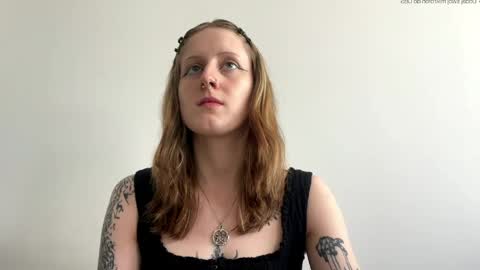 Lara online show from 06.04.26