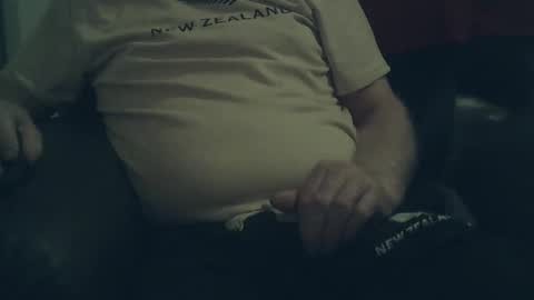 Larbie online show from 03.08.25