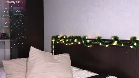 LarineGMT7  UTC6  online show from 01.25.25