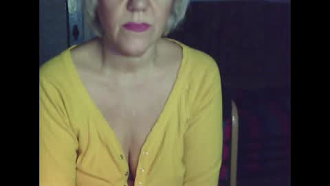 Snapshot of larisaq4ugo24 chatting on 01.24.25 larisaq4ugo24 online show from 01.24.25