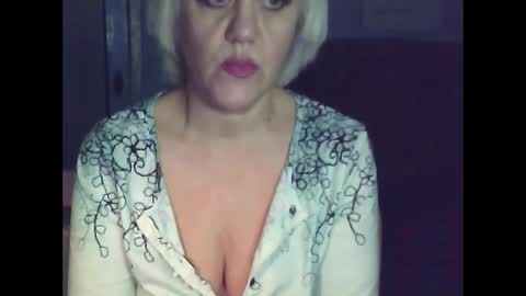 Snapshot of larisaq4ugo24 chatting on 01.25.25 larisaq4ugo24 online show from 01.25.25