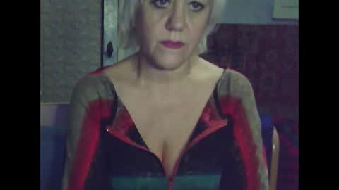 Snapshot of larisaq4ugo24 chatting on 02.05.25 larisaq4ugo24 online show from 02.05.25