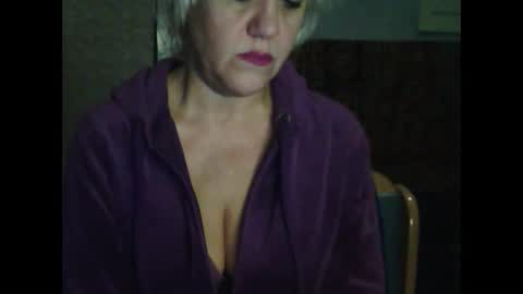 Snapshot of larisaq4ugo24 chatting on 02.25.25 larisaq4ugo24 online show from 02.25.25