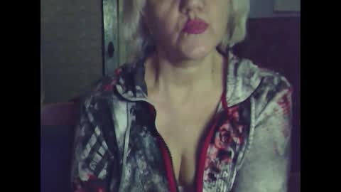 Snapshot of larisaq4ugo24 chatting on 03.05.25 larisaq4ugo24 online show from 03.05.25