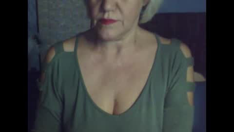 Snapshot of larisaq4ugo24 chatting on 09.20.25 larisaq4ugo24 online show from 09.20.25