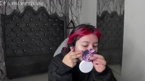  Lari online show from 01.22.25