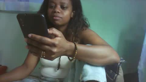 larissa645771 online show from 10.16.25