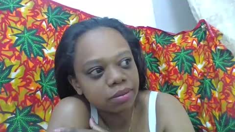 Snapshot of larissa645771 chatting on 06.11.26 larissa645771 online show from 06.11.26
