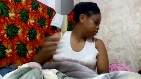 Snapshot of larissa645771 chatting on 06.14.26 larissa645771 online show from 06.14.26