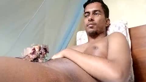 Snapshot of larry22_28 chatting on 11.29.25 Larry online show from 11.29.25