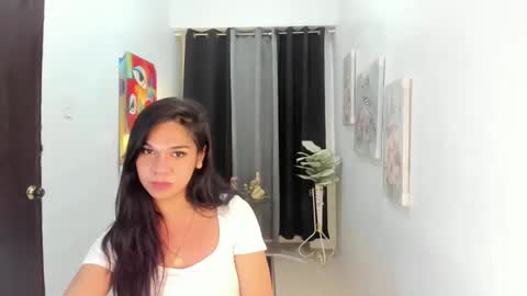 Snapshot of lartvier69xxx chatting on 01.05.26 larth online show from 01.05.26