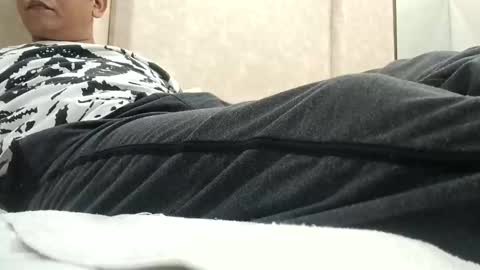 Snapshot of lasha_2008 chatting on 10.24.25 lasha_2008 online show from 10.24.25