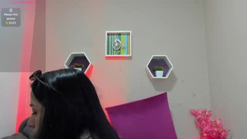 Tania  online show from 04.22.26