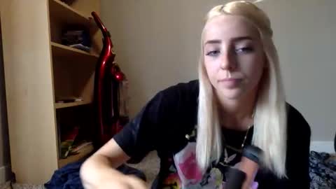 Roxy blue online show from 03.06.26