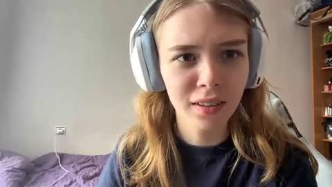 Linet online show from 06.14.26