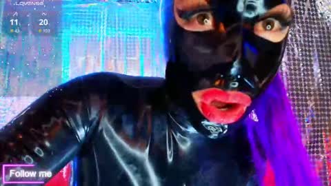 Snapshot of latex_rose_daniels chatting on 11.18.25 ROSE online show from 11.18.25