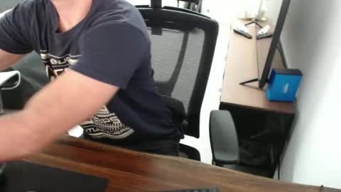 Snapshot of latexdave84 chatting on 12.01.25 latexdave84 online show from 12.01.25