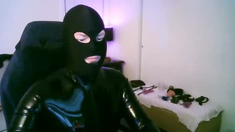 latexminheadroom online show from 07.19.26