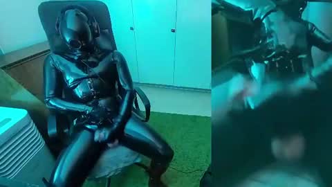 latexviking003 online show from 08.08.26