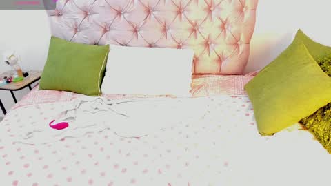 Lorena online show from 01.07.25