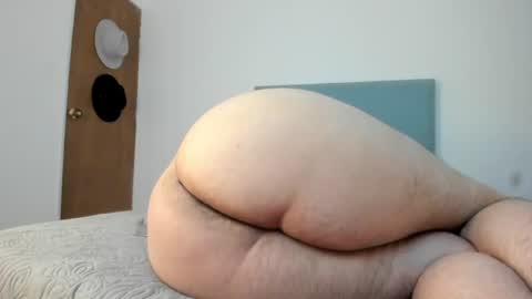 Snapshot of latin_boy_surprise chatting on 07.14.26 Yisus online show from 07.14.26