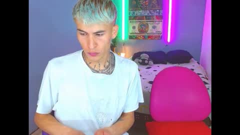 latin_boysxxx_ online show from 10.27.25