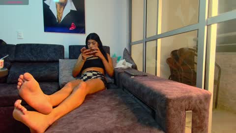 Snapshot of latin_couple77 chatting on 01.15.25 Sara y Andy online show from 01.15.25