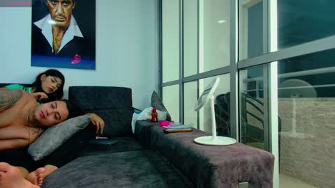 Snapshot of latin_couple77 chatting on 01.17.25 Sara y Andy online show from 01.17.25