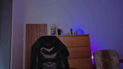  Free OF online show from 10.05.25