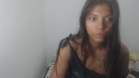 Snapshot of latin_meg chatting on 06.15.26 M E G A N online show from 06.15.26