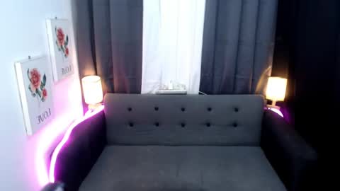 Snapshot of latina_goddes4uxxx chatting on 03.07.25 ask me online show from 03.07.25