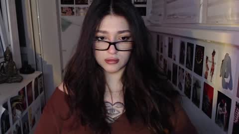 miiiiiiaaaa online show from 01.08.25